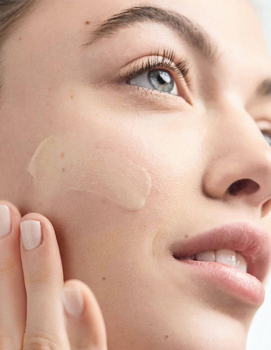 Crema hidratante Dramatically Different 4