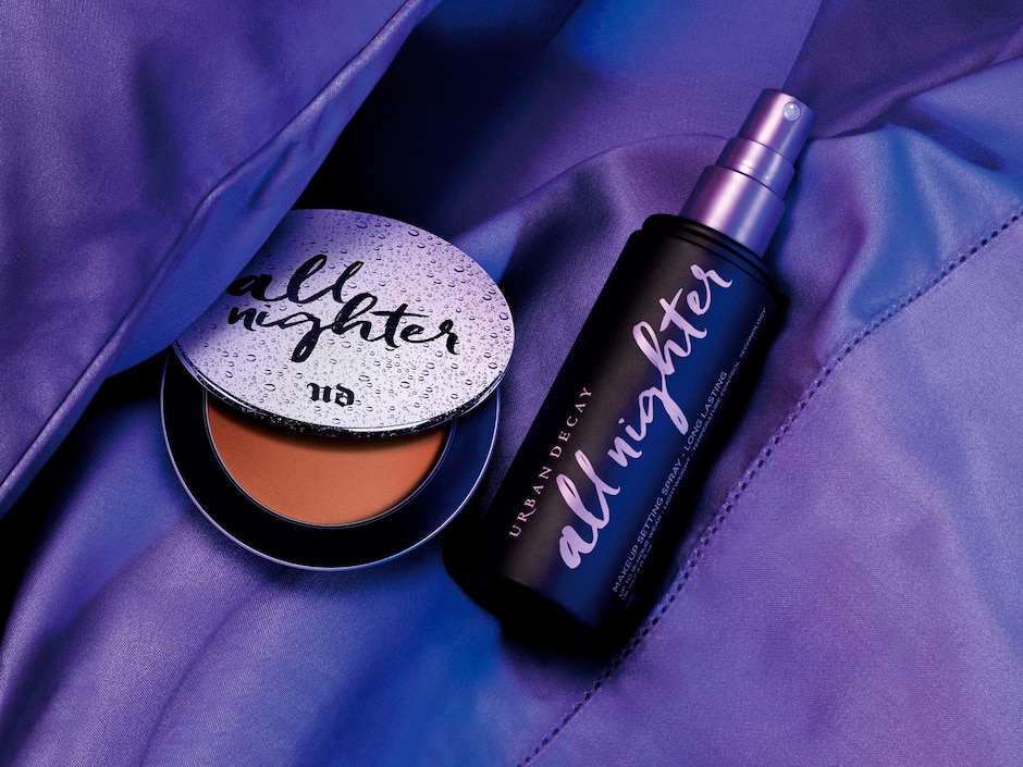 Base de maquillaje polvo compacto mate translúcido