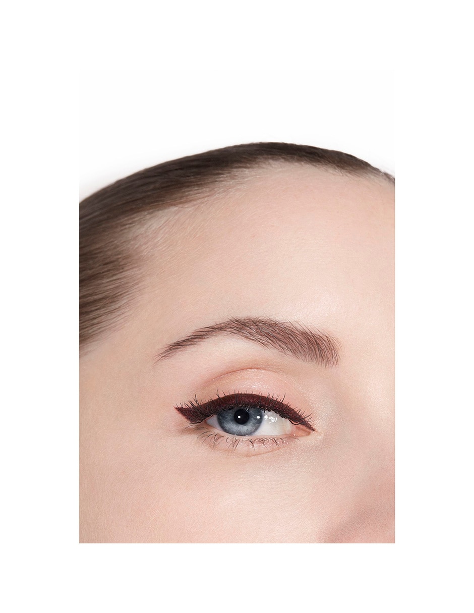 CHANEL LE LINER DE CHANEL
