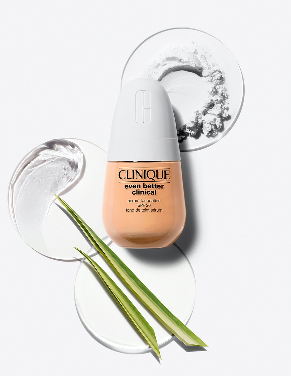Base de maquillaje líquida Even Better Clinical Foundation natural 5