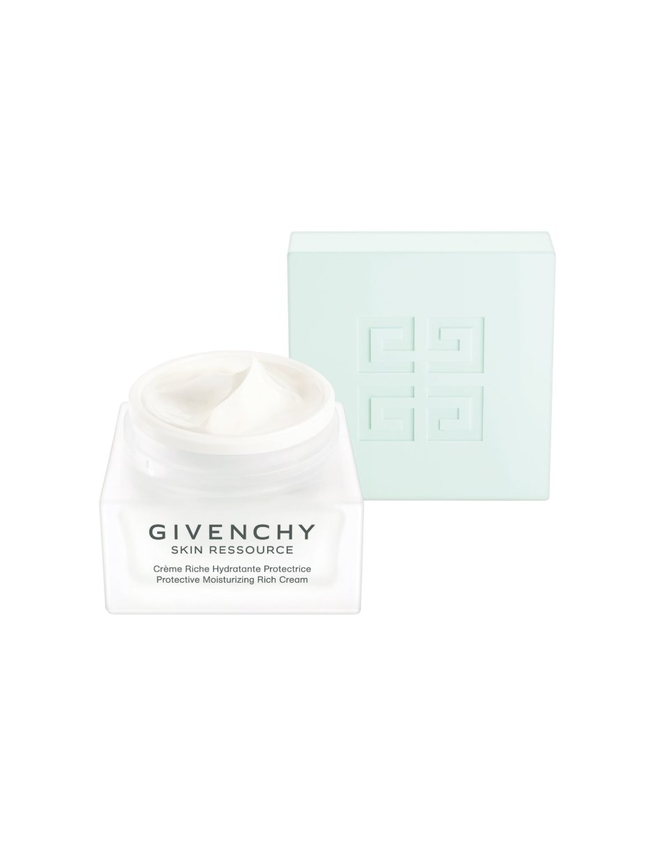 Crema facial recomendada para hidratar de día y noche para piel seca 2