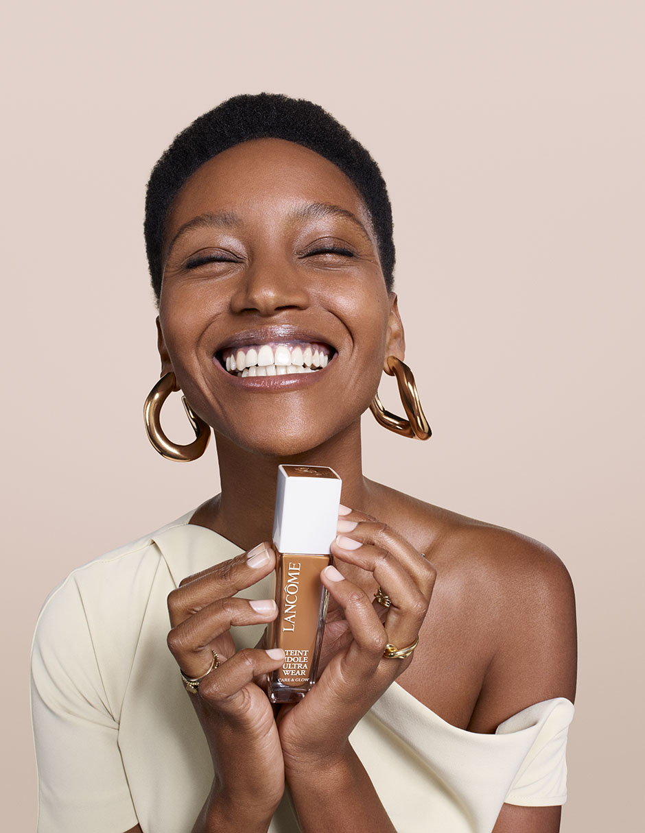 Base de maquillaje líquida Teint Idole Ultra Wear natural 8
