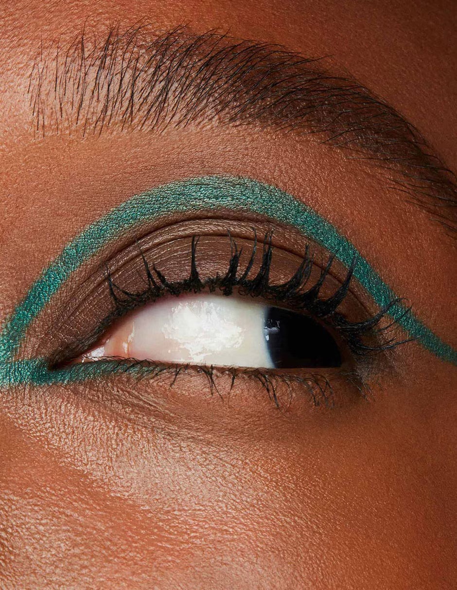 Delineador para ojos brillante Mac Colour Excess Gel Pencil