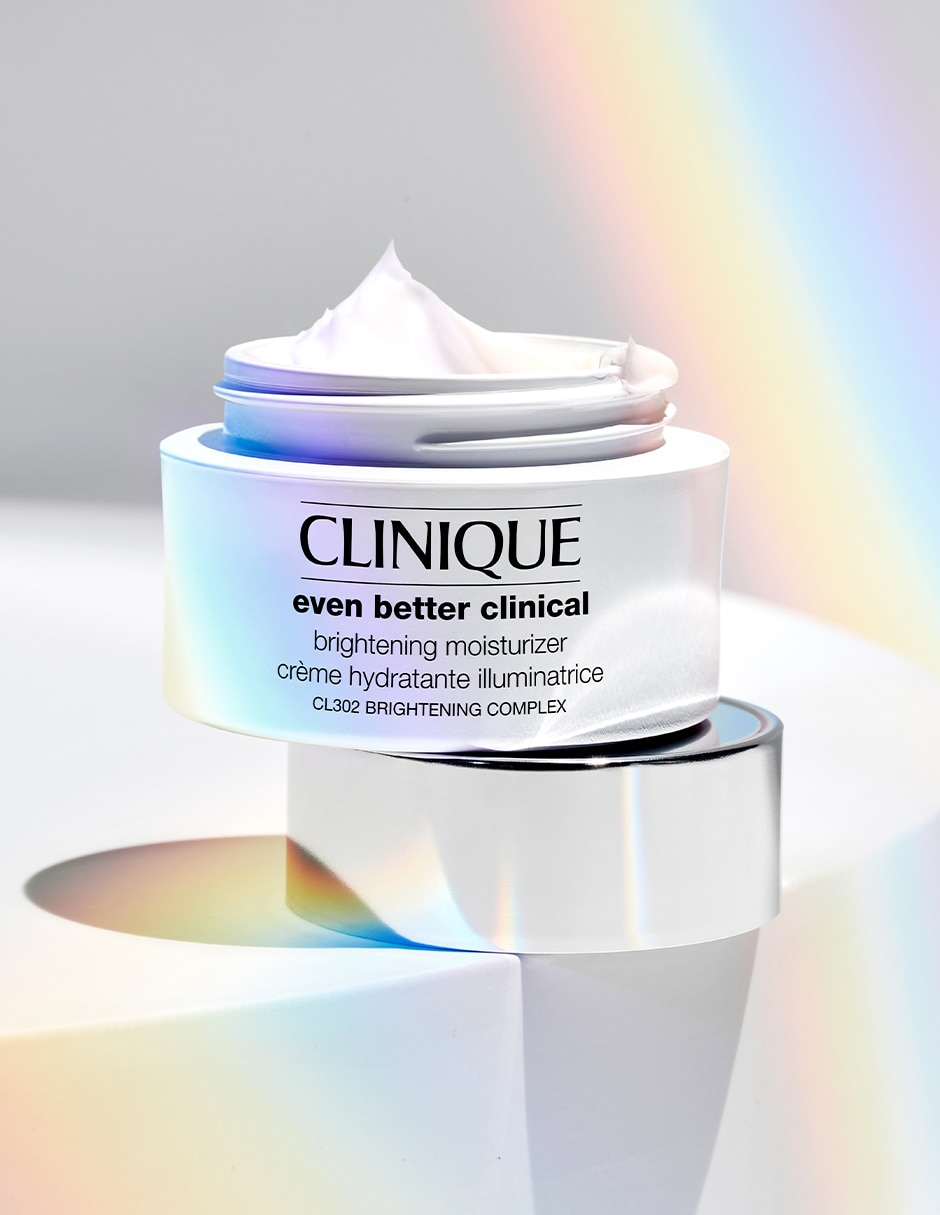 Crema facial recomendada para hidratar de día Even Better para todo tipo piel 3