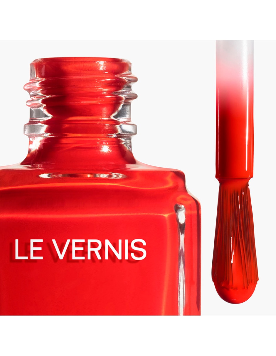 CHANEL LE VERNIS