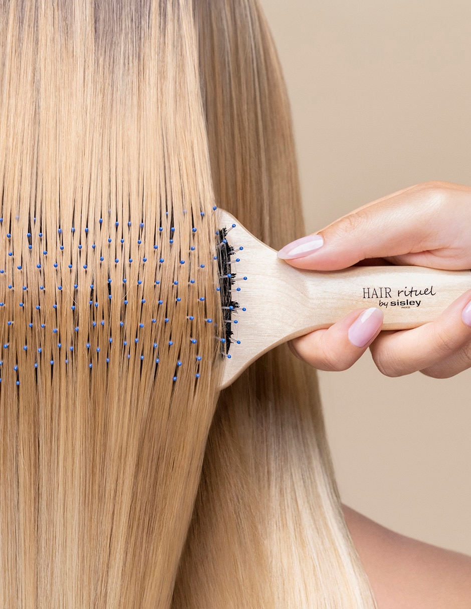 Cepillo para cabello de madera 2