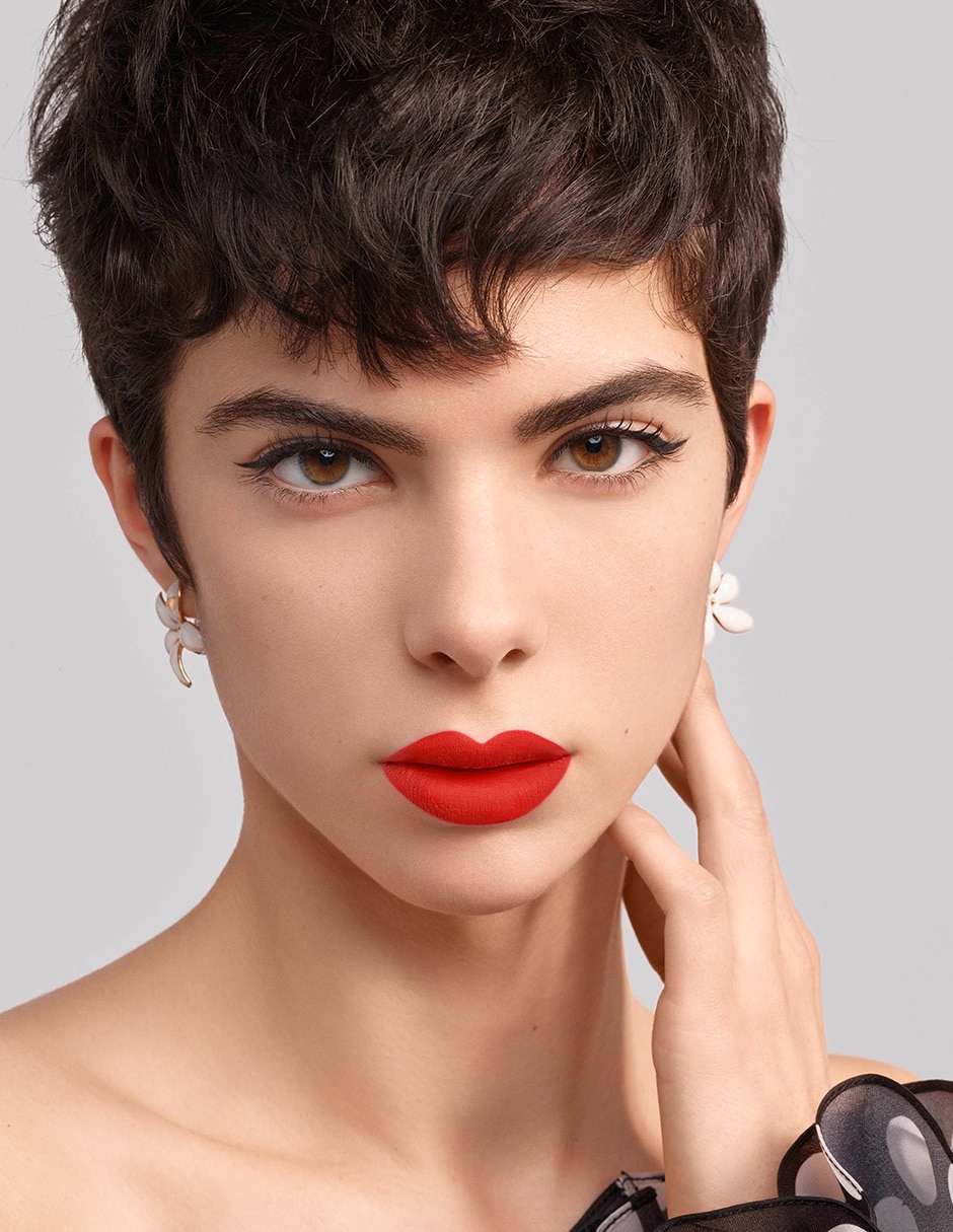 Labial mate Carolina Herrera Good Girl Lip Liquid Matte 2