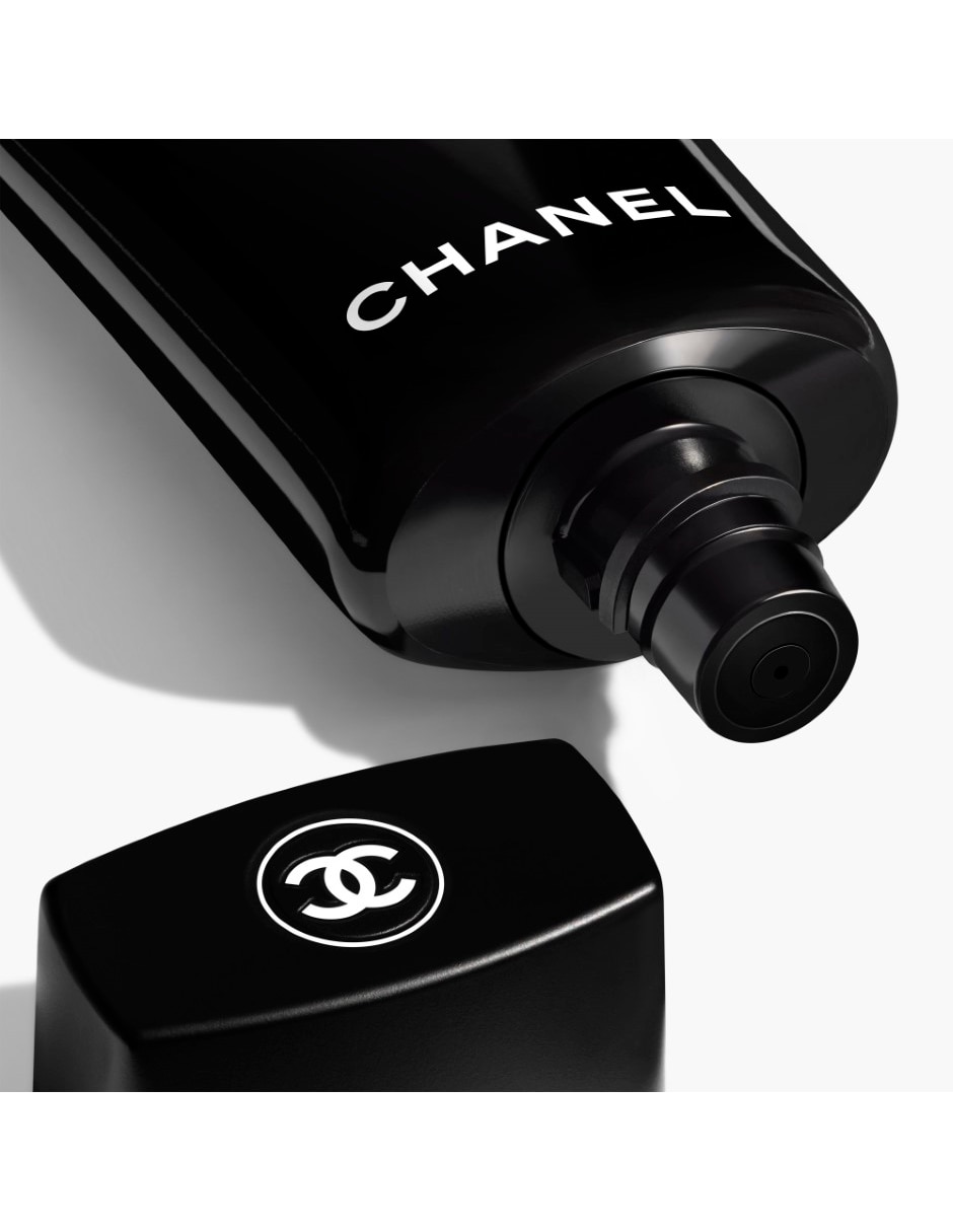 CHANEL LA BASE MATIFIANTE