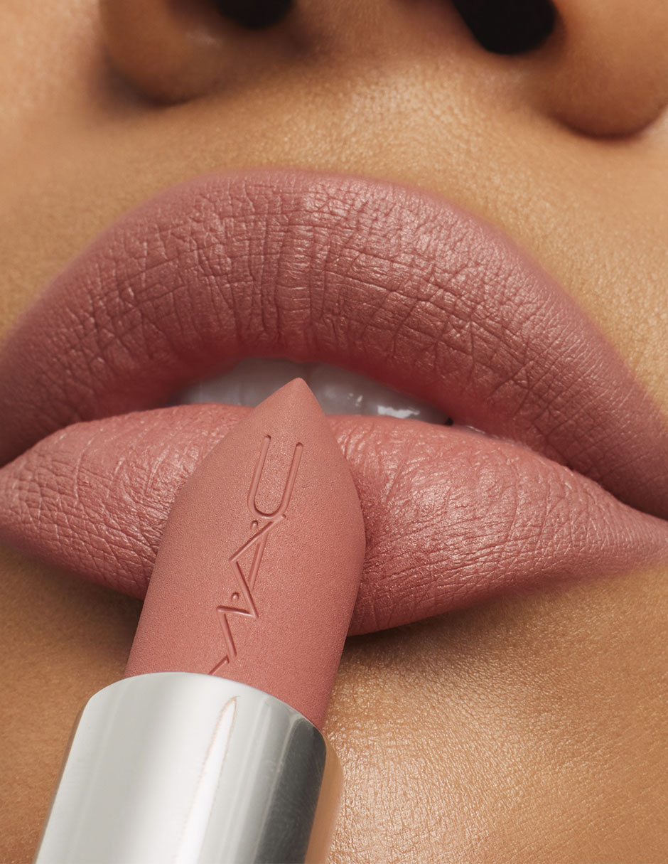 Labial mate M·A·Cximal 7