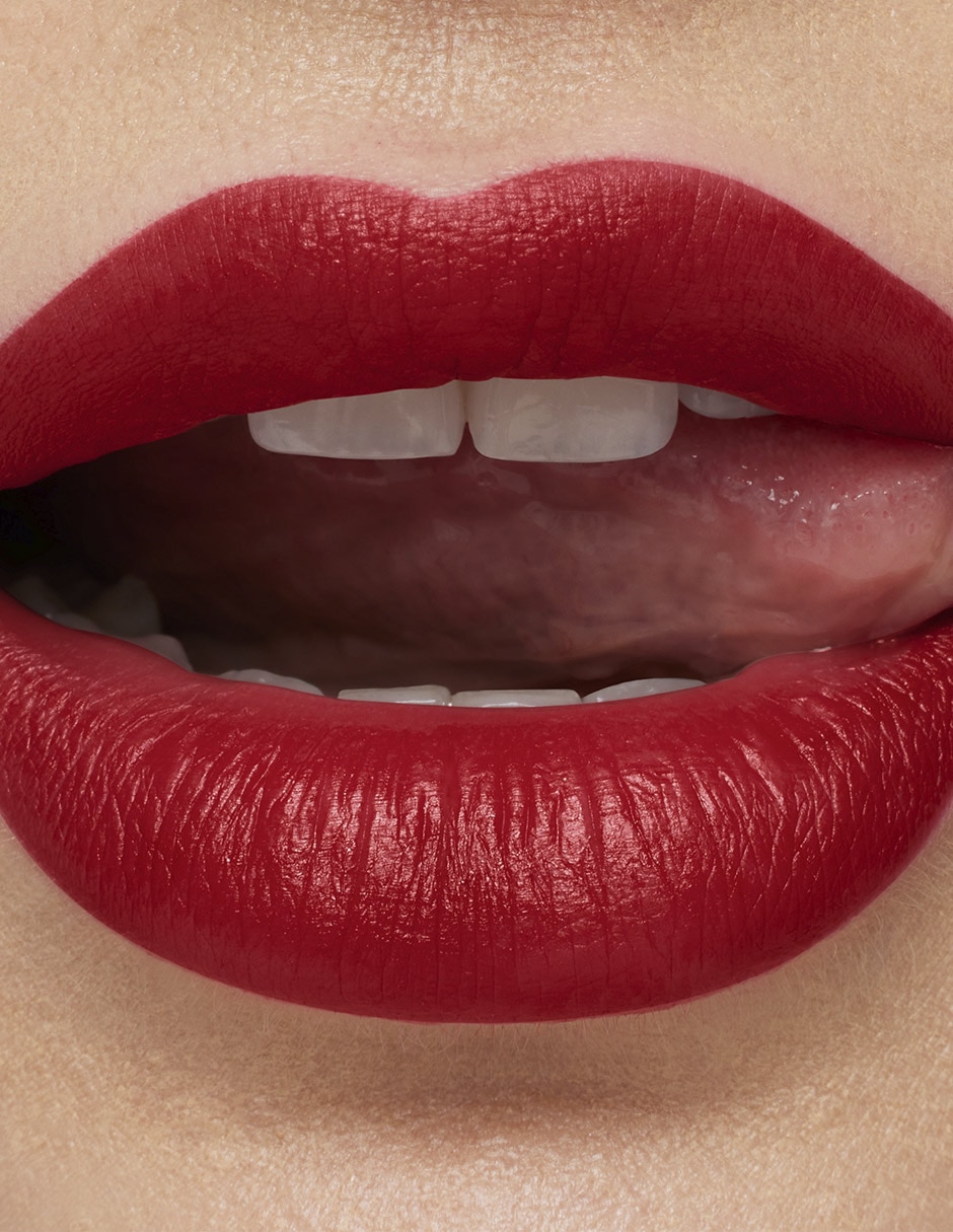 Labial mate M·A·Cximal 5