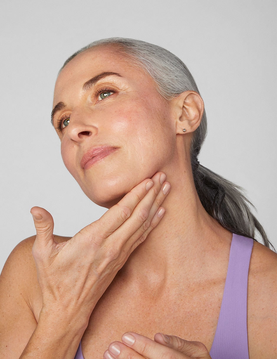 Crema facial recomendada para prevenir signos de la edad día y noche Smart Clinical Repair para todo tipo piel 5