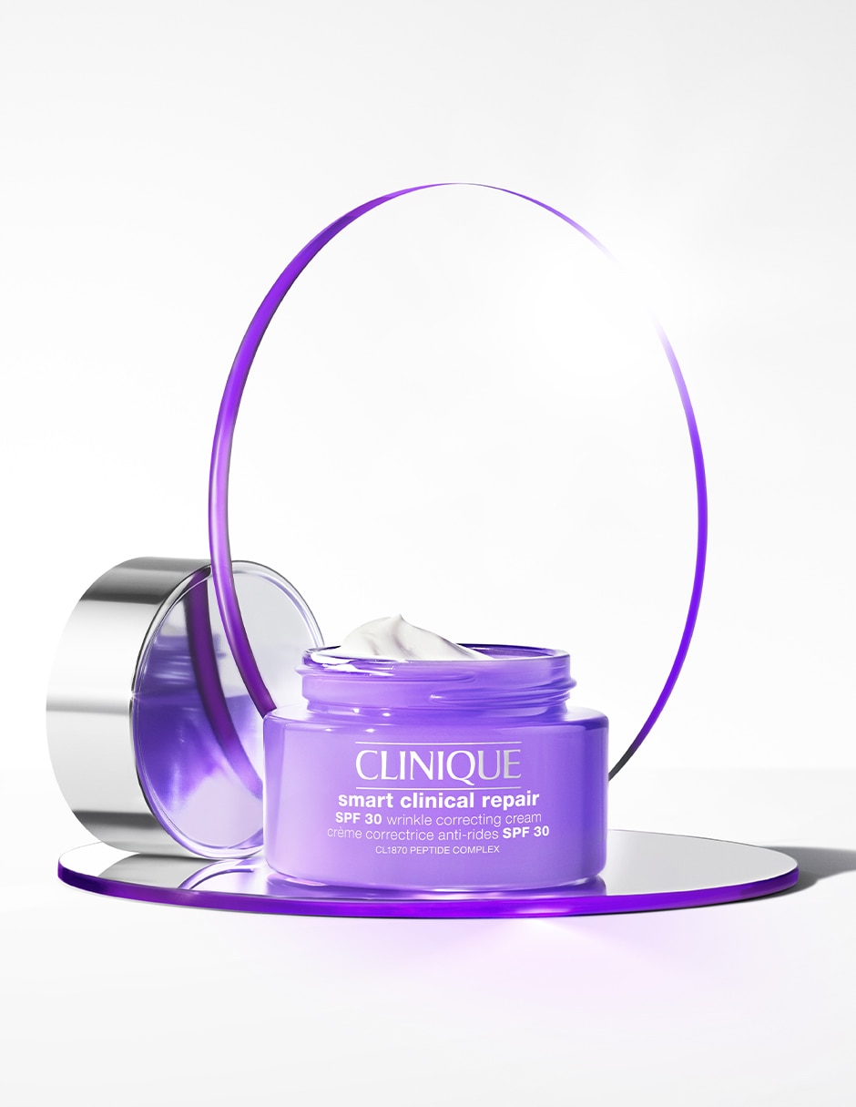 Crema facial recomendada para prevenir signos de la edad de día Smart Clinical Repair para todo tipo piel 12