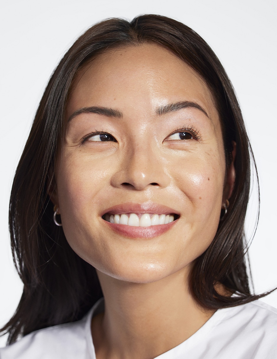Crema facial recomendada para prevenir signos de la edad de día Smart Clinical Repair para todo tipo piel 5