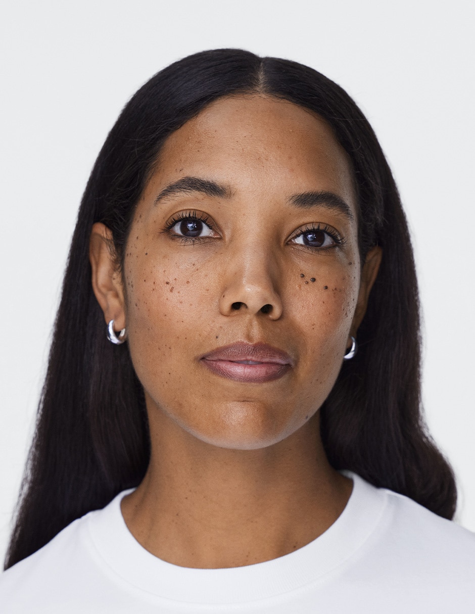 Crema facial recomendada para prevenir signos de la edad de día Smart Clinical Repair para todo tipo piel 8