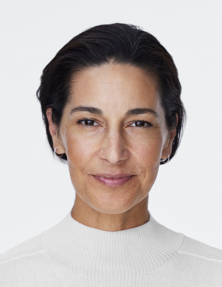Crema facial recomendada para prevenir signos de la edad de día Smart Clinical Repair para todo tipo piel 10