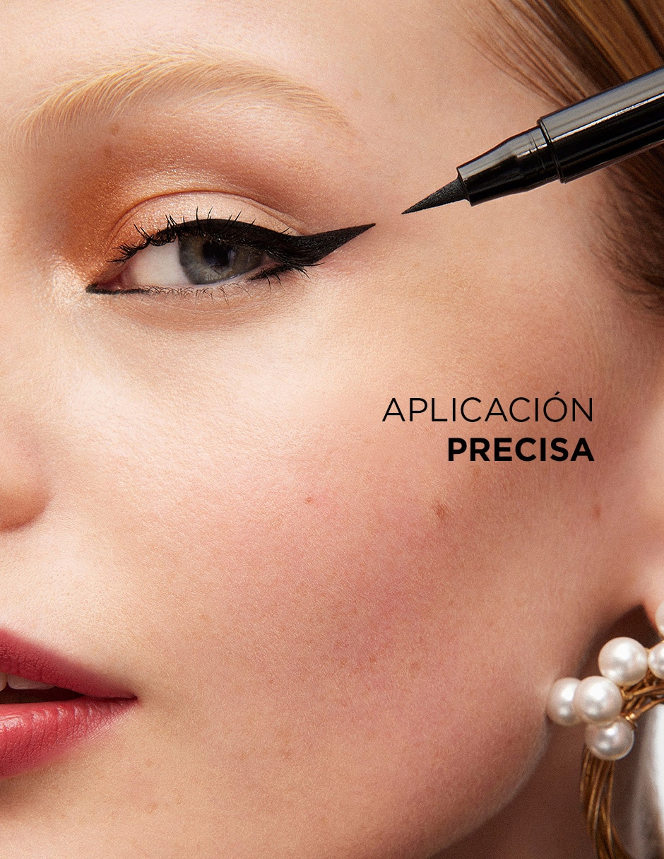 Delineador para ojos mate Carolina Herrera Fabulous Eyeliner 4