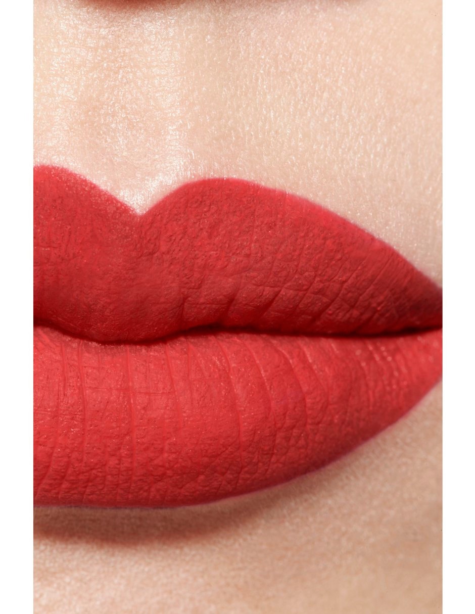 ROUGE ALLURE LIQUID VELVET 4