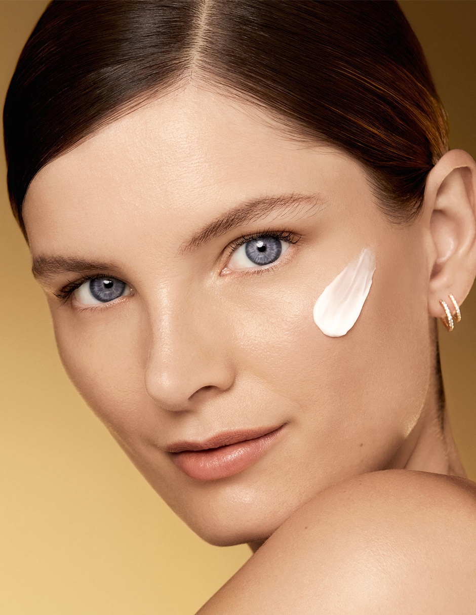 Limpiador facial Rich Foam Cleanser Estée Lauder Re Nutriv para desmaquillar