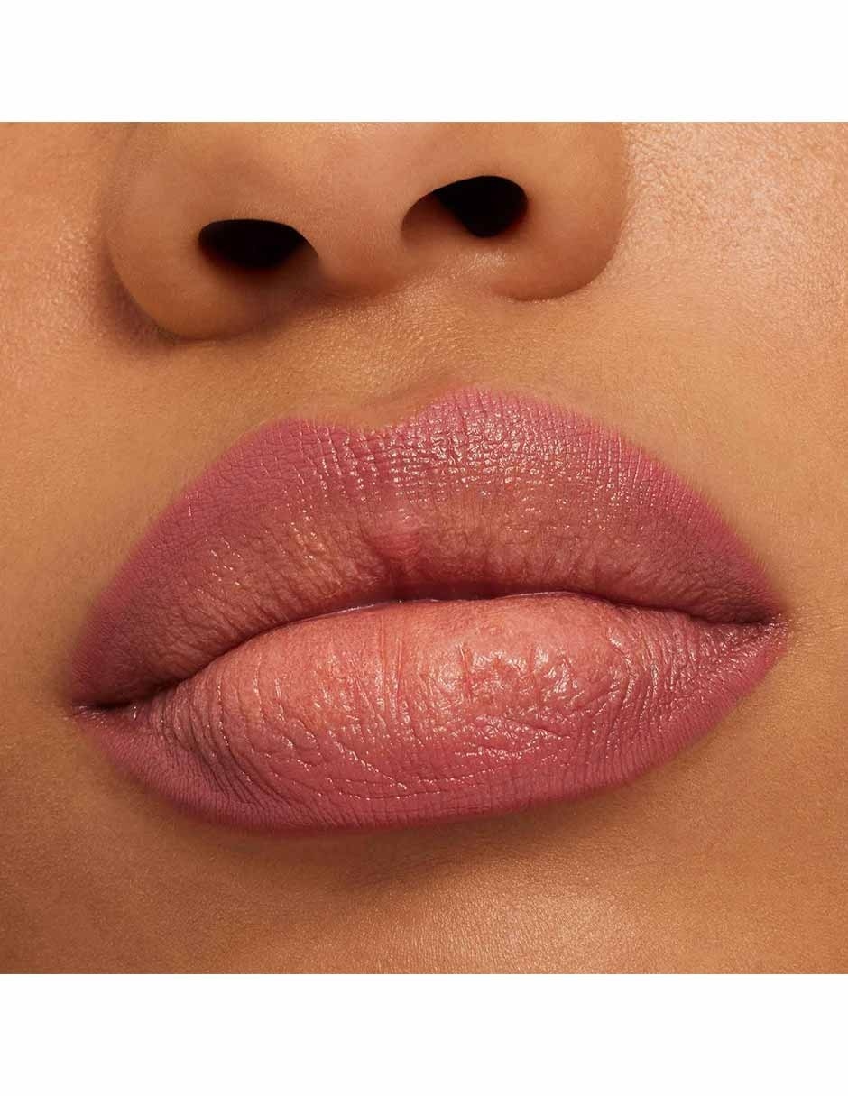 Delineador para labios mate 4