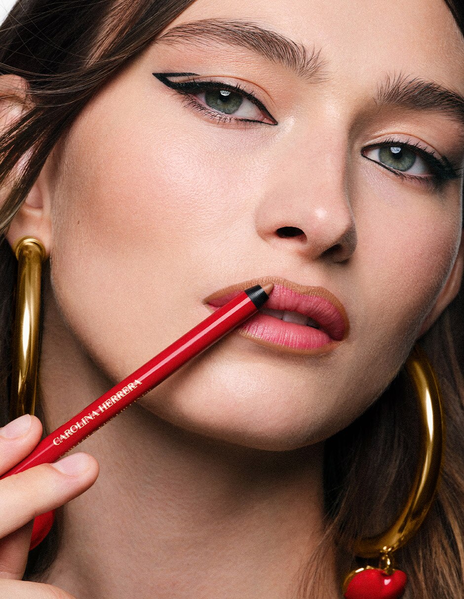 Delineador para labios mate Carolina Herrera Fabulous Kiss Lip Liner 7
