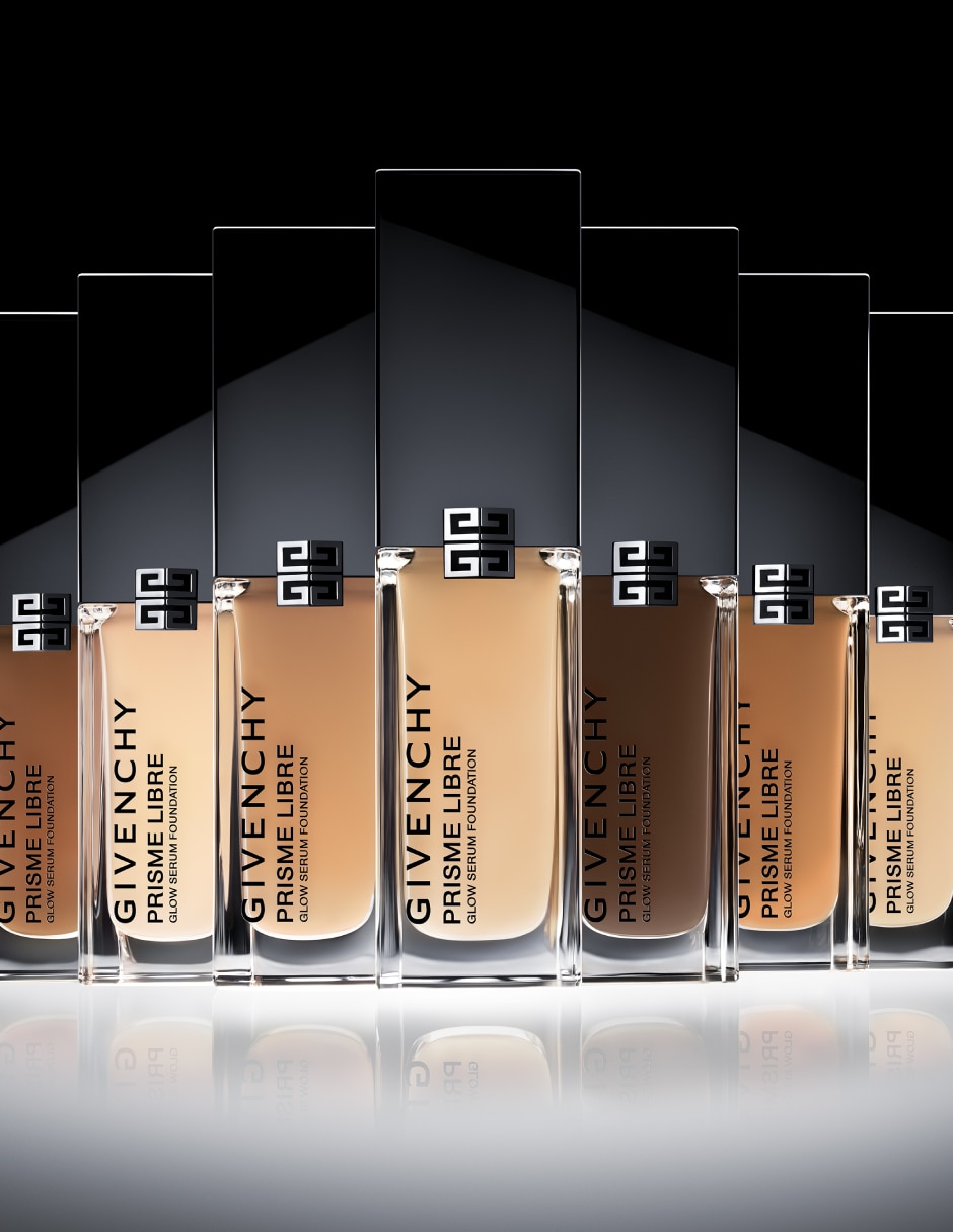 Base de maquillaje líquida Prisme Libre Glow Serum luminoso 5