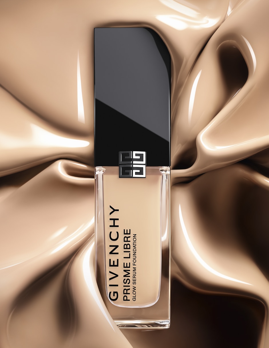 Base de maquillaje líquida Prisme Libre Glow Serum luminoso 6