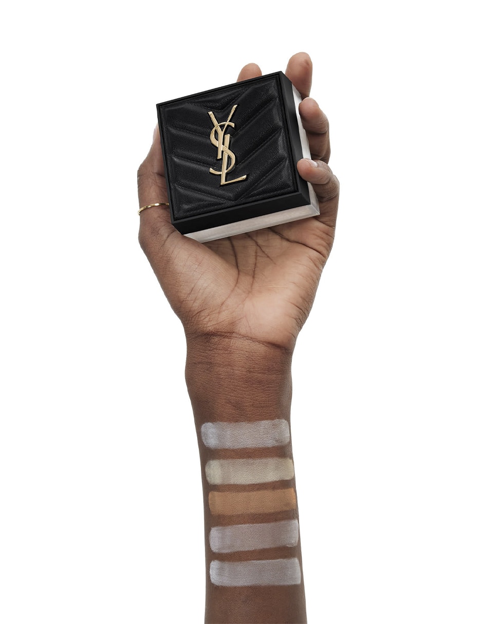 Polvo compacto traslúcido Yves Saint Laurent All Hours