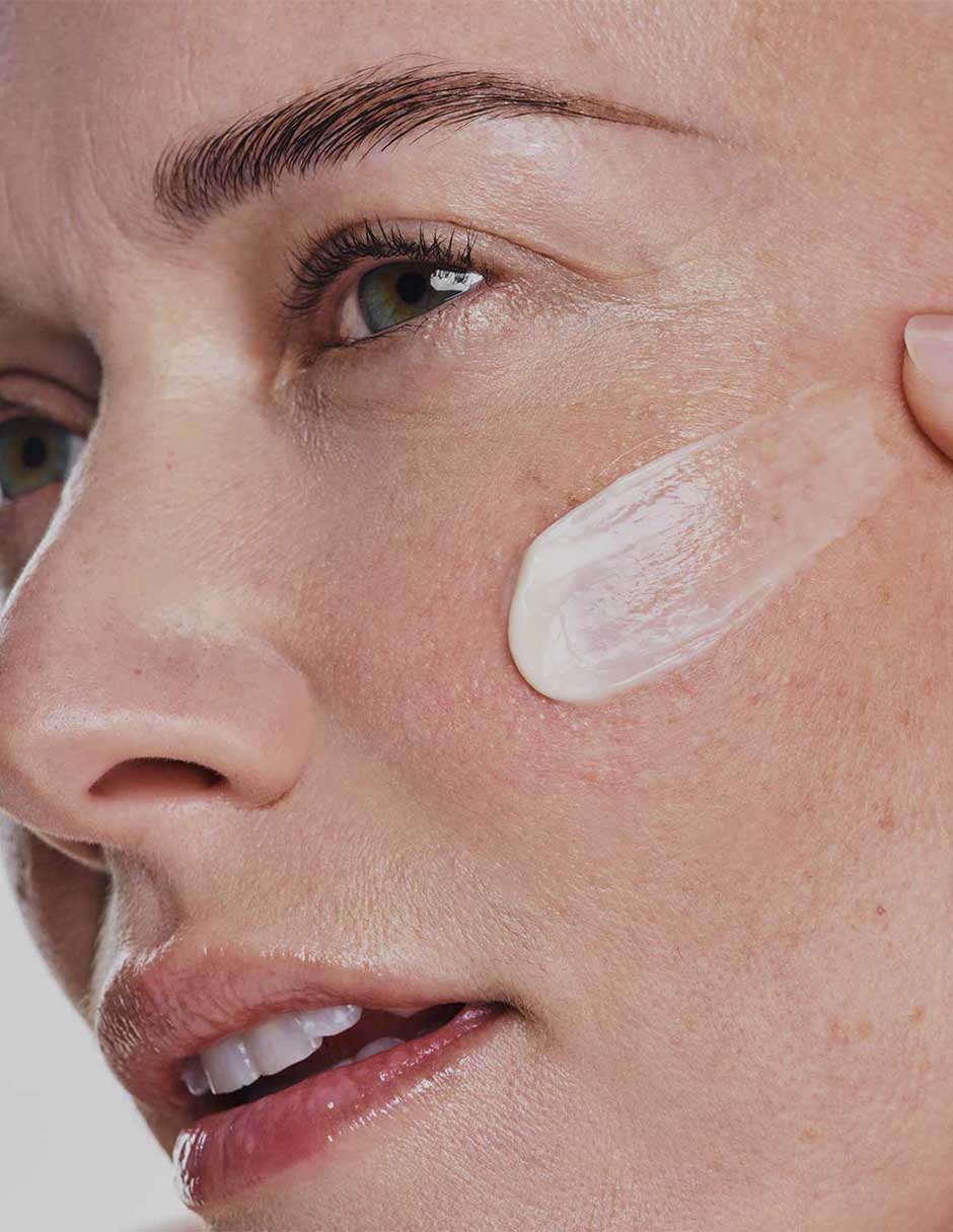 Crema facial recomendada para reafirmar de día para piel seca Crema facial recomendada para reafirmar de día para piel seca