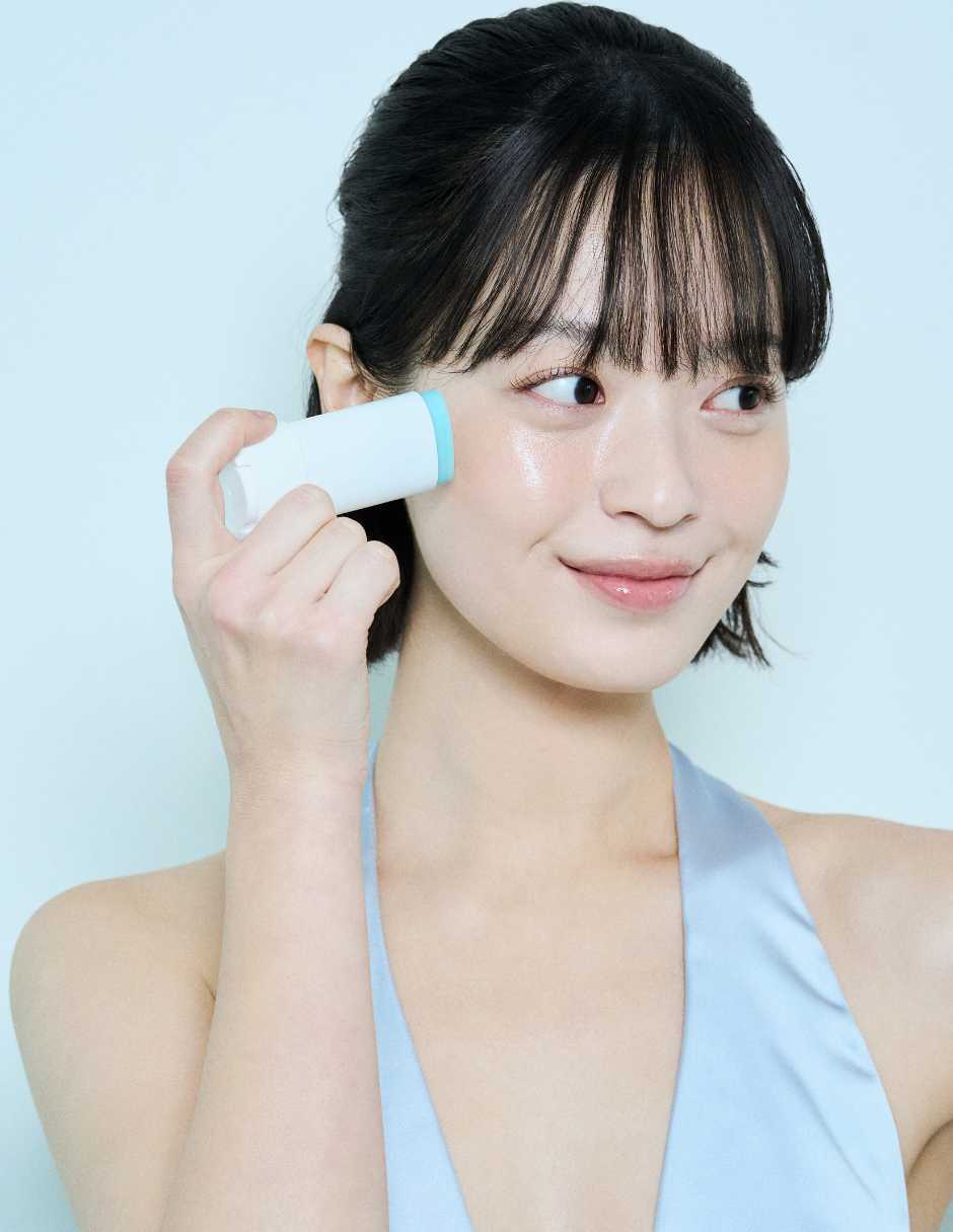 Protector solar fps 50+ Madagascar Centella Hyalu-Cica Silky-Fit Sun Stick