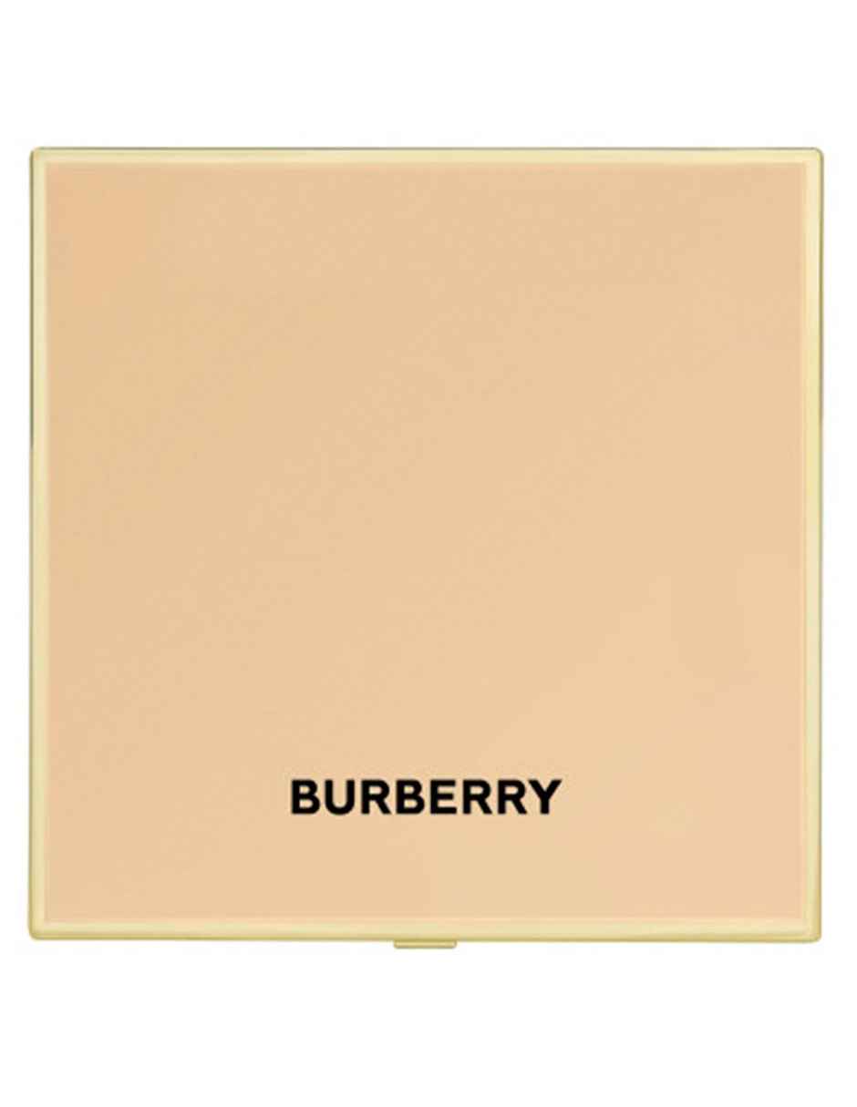 Polvo compacto traslúcido Burberry Beyond Wear
