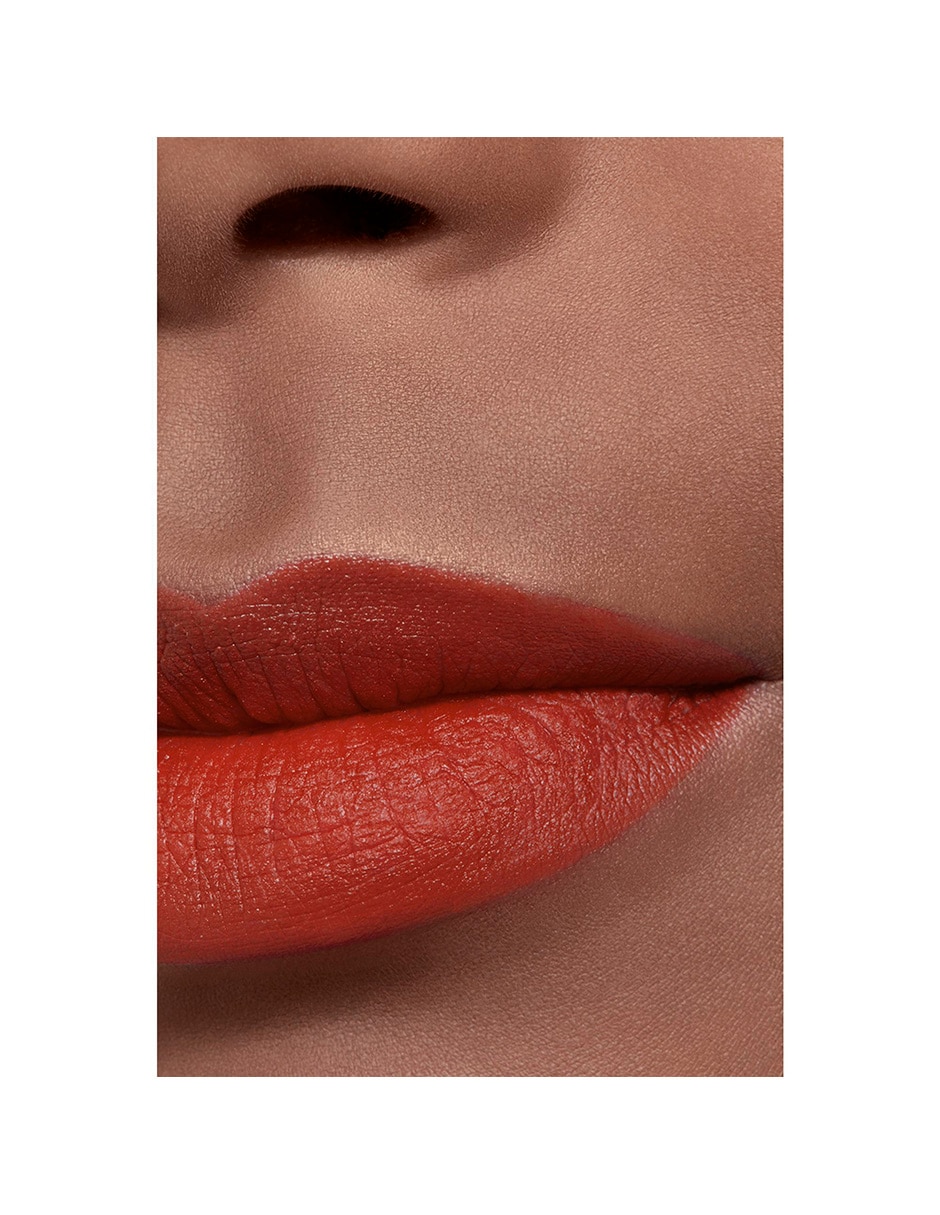 Labial mate Rouge Noir 3