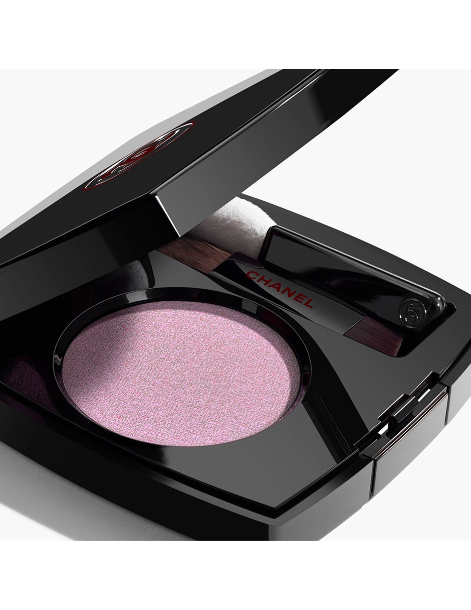 CHANEL OMBRE ESSENTIELLE