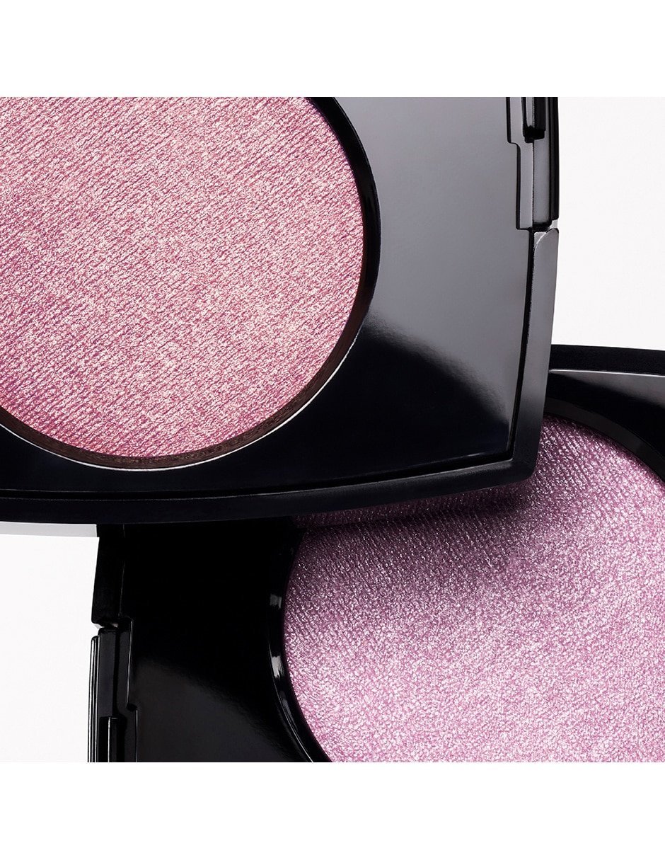 CHANEL OMBRE ESSENTIELLE