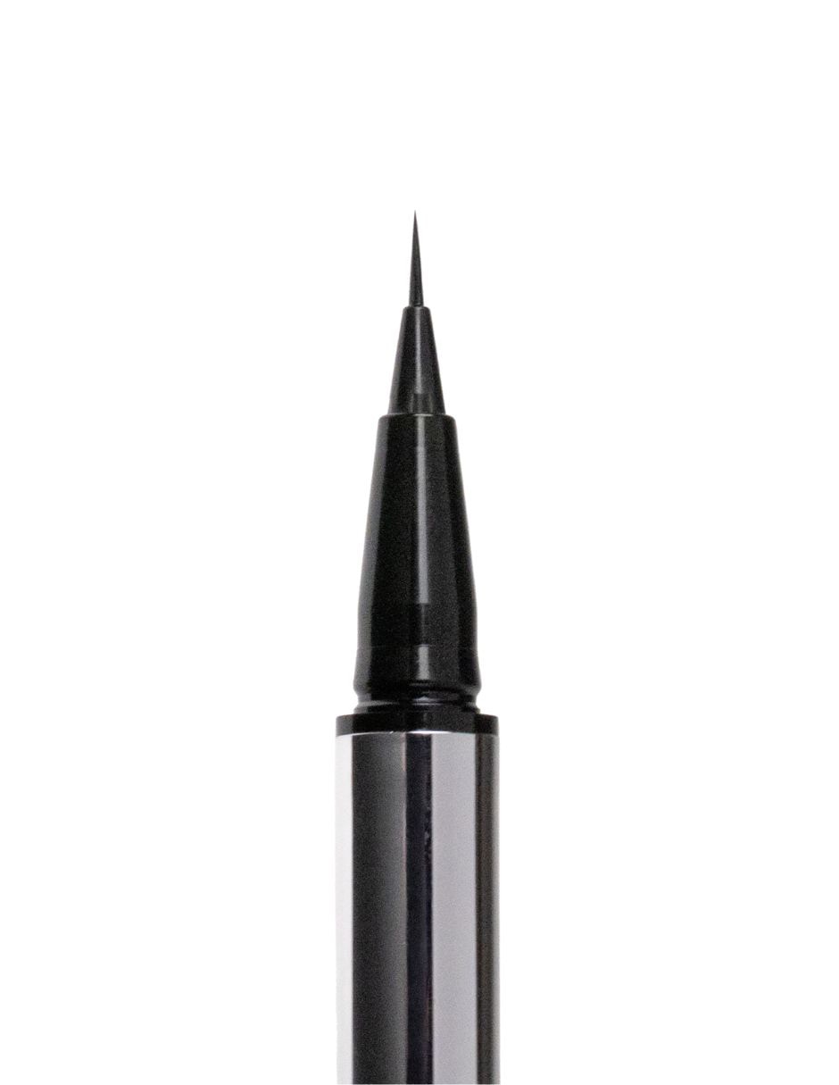 Delineador plumón para ojos mate