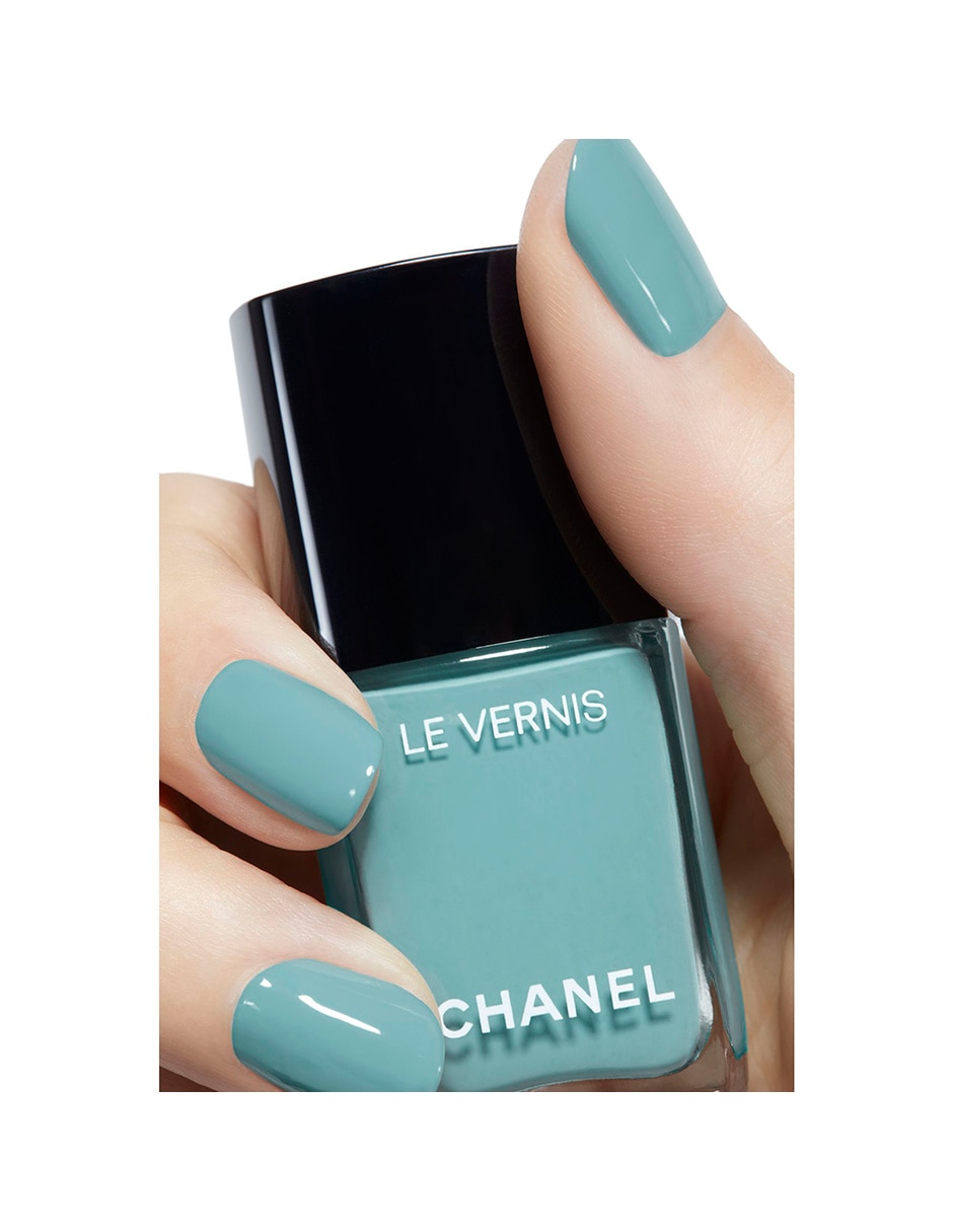 CHANEL LE VERNIS 4