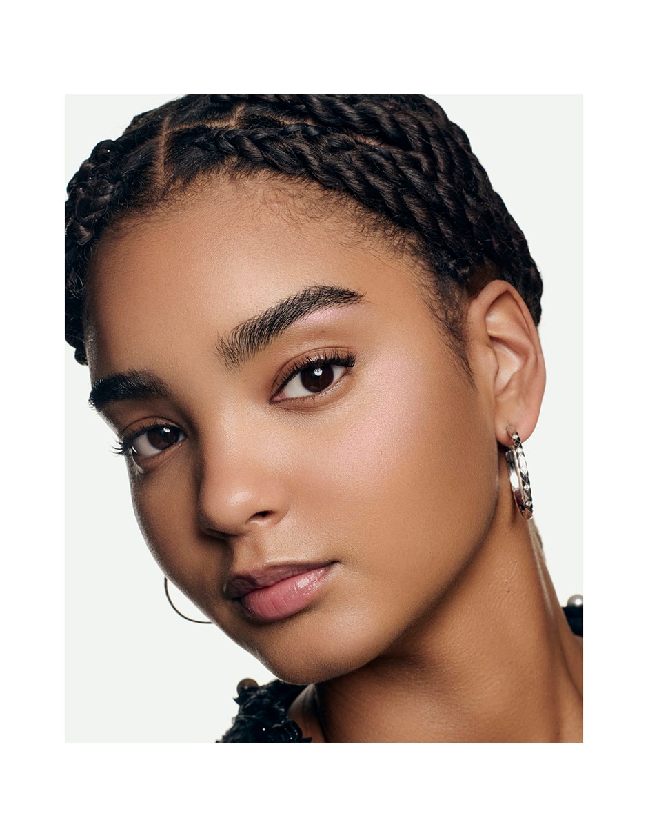 CHANEL LES BEIGES ILLUMINATEUR BELLE MINE