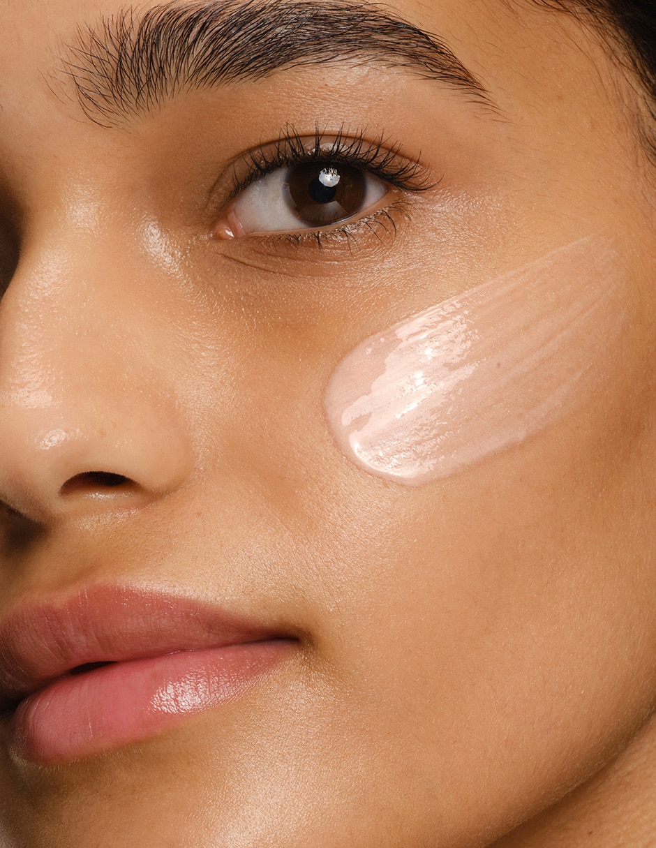 Primer maquillaje Luminous Silk Illuminating 6