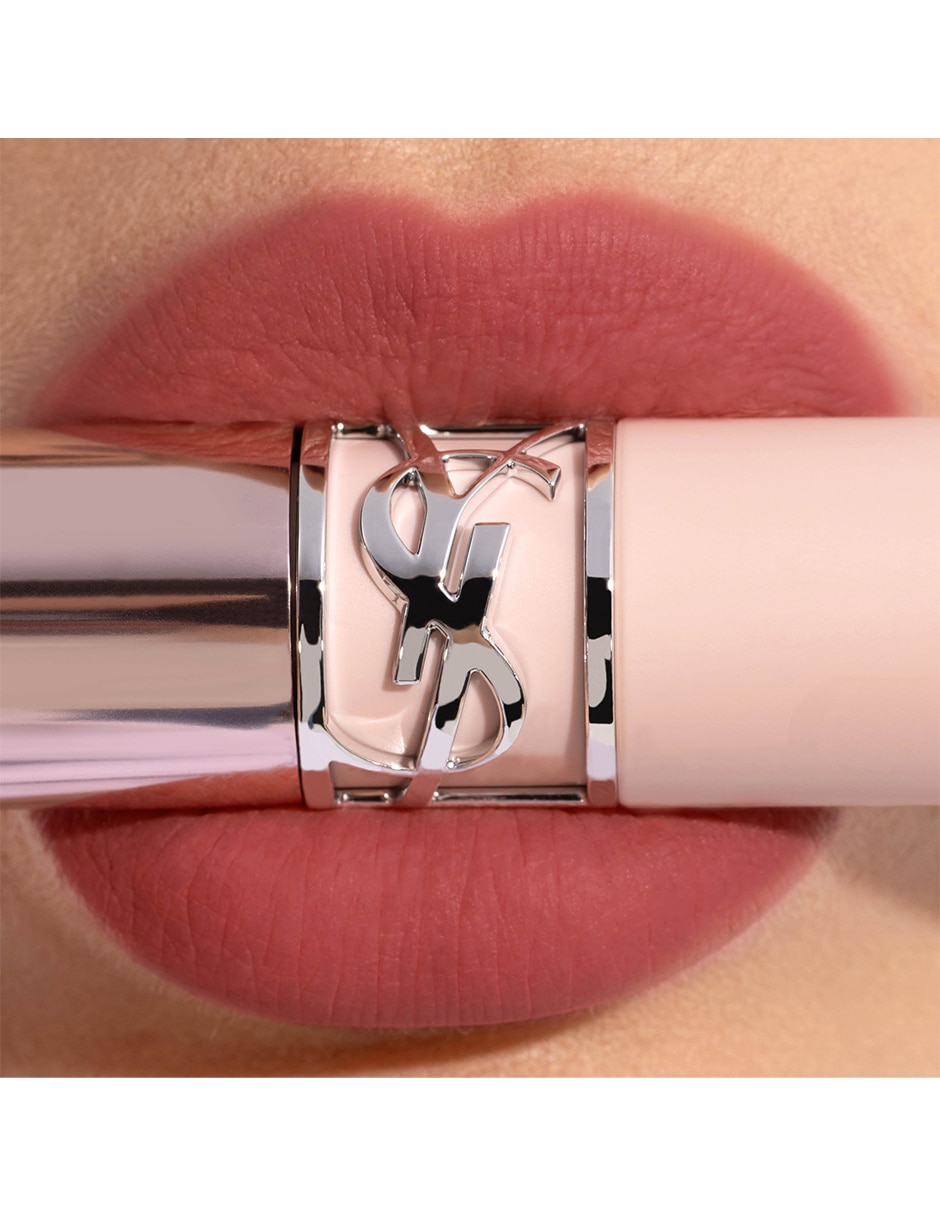 Bálsamo labial mate Yves Saint Laurent Lovenude Lip Blusher