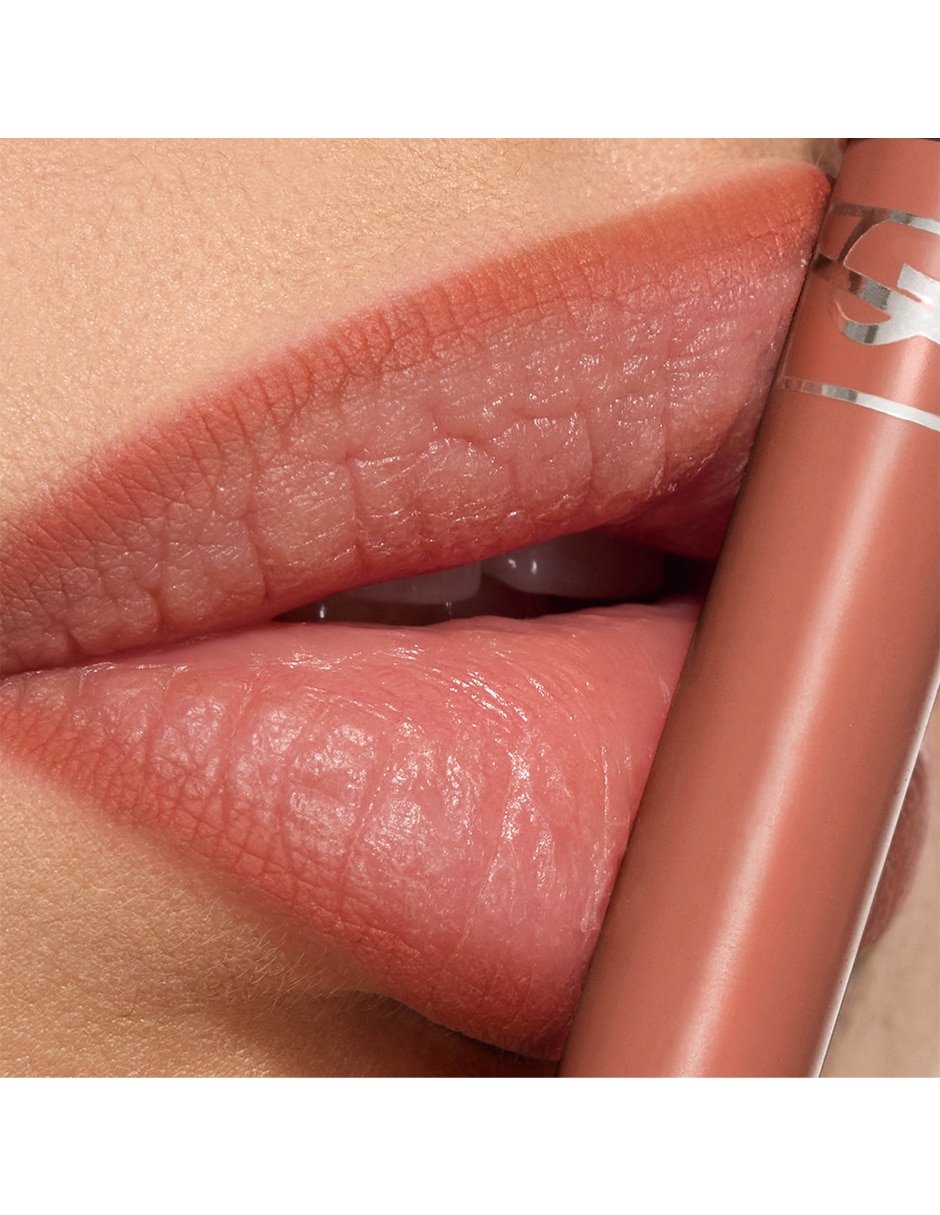 Maquillaje lápiz para labios mate lovenude kiss shaper 3