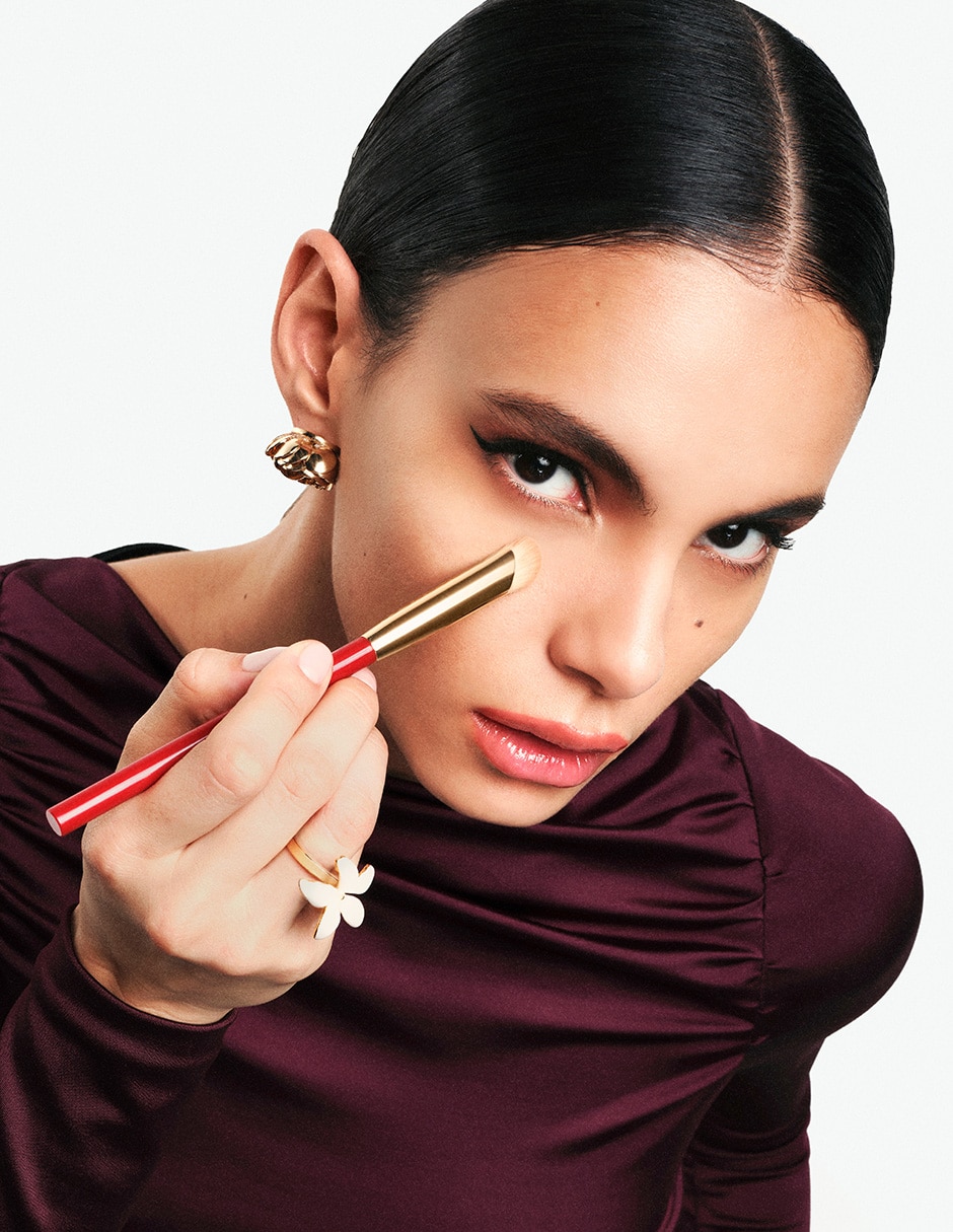 Brocha para maquillaje nude couture brightener Brocha para maquillaje nude couture brightener