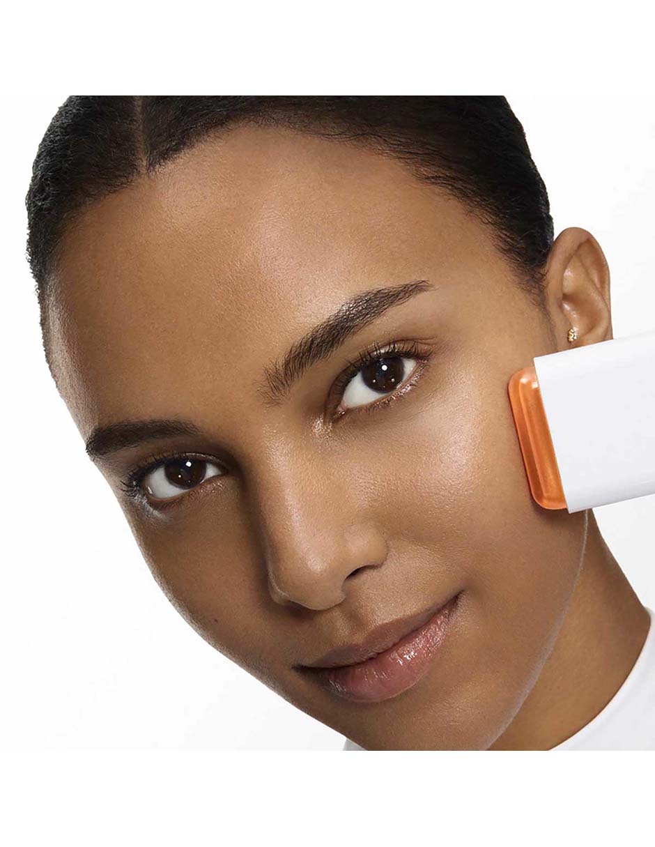Protector solar FPS 50 Lancôme UV Expert Supra Screen invisible Sun Stick 10