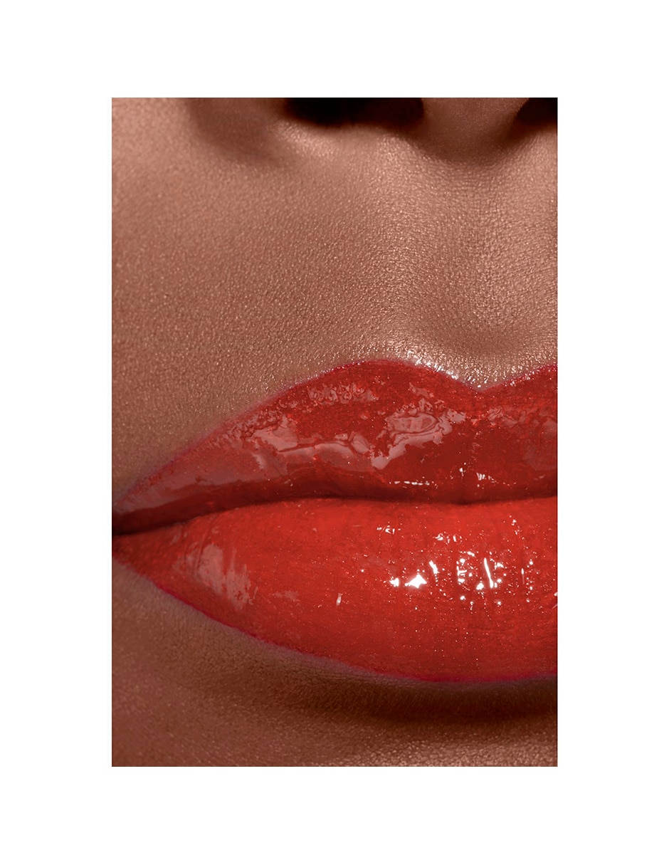 Labial brillante Chanel Le Rouge Duo Shake 152