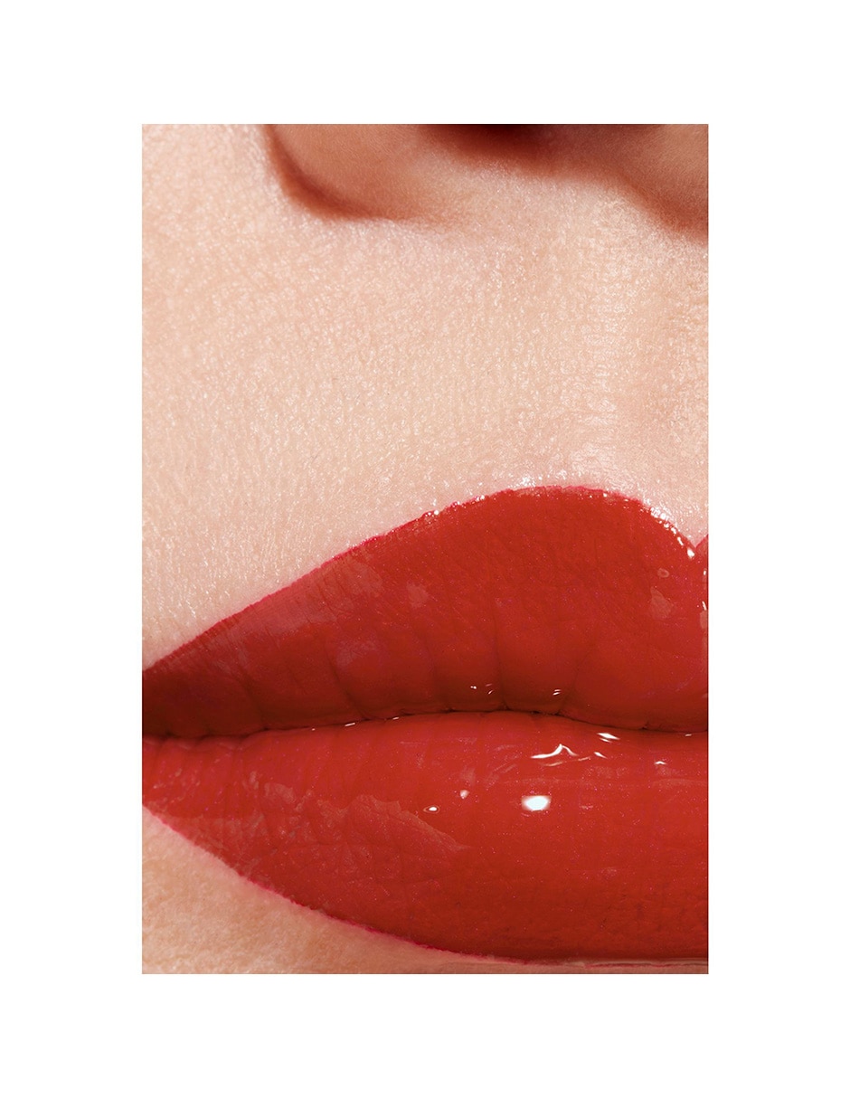 Labial brillante Chanel Le Rouge Duo Shake 152