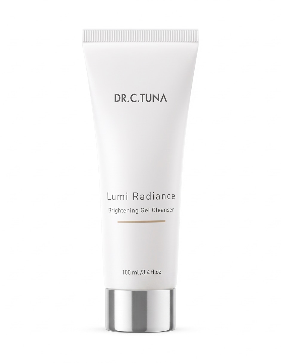 Crema facial recomendada para prevenir la aparición de manchas día y noche para piel normal 5