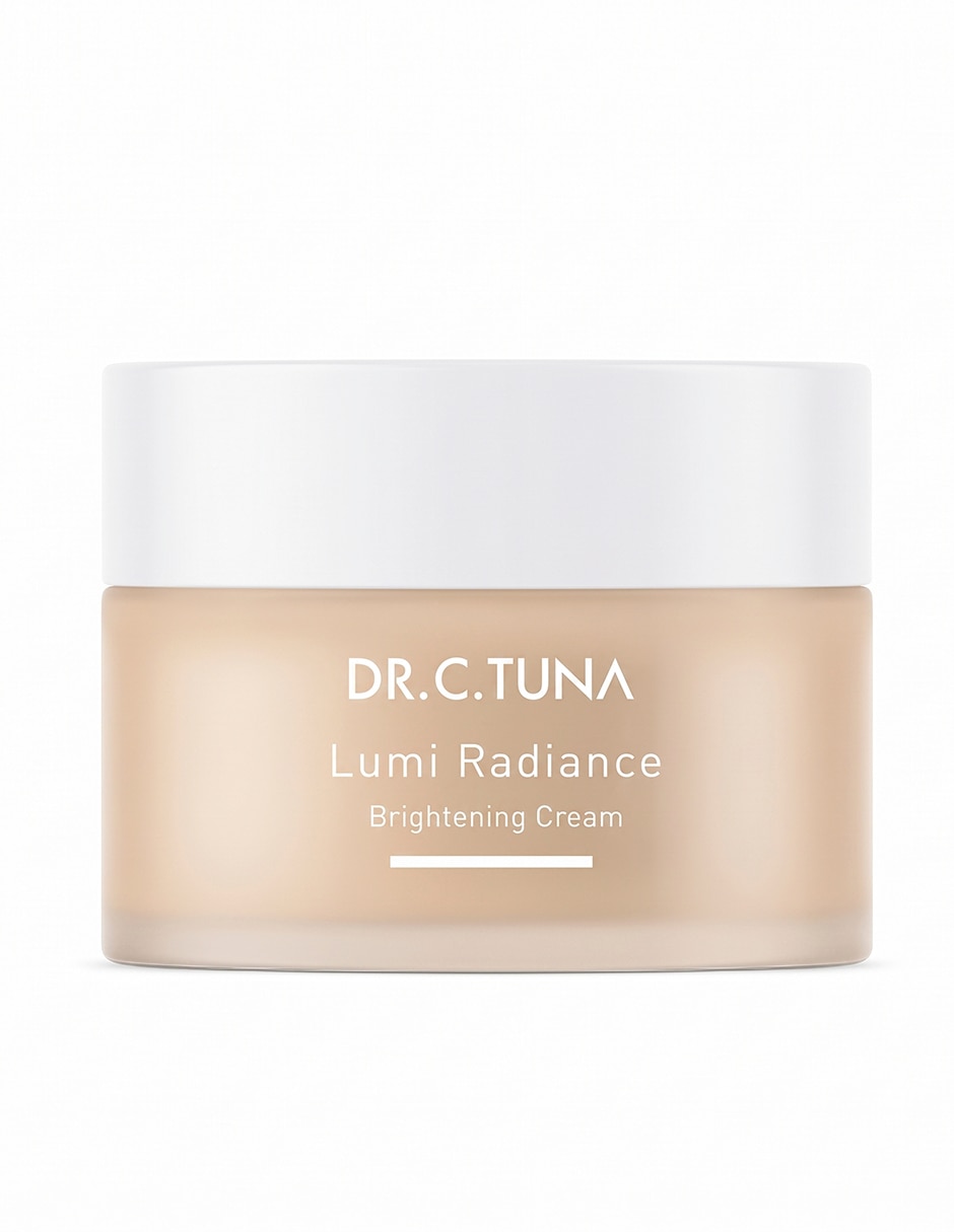 Crema facial recomendada para prevenir la aparición de manchas día y noche para piel normal 3