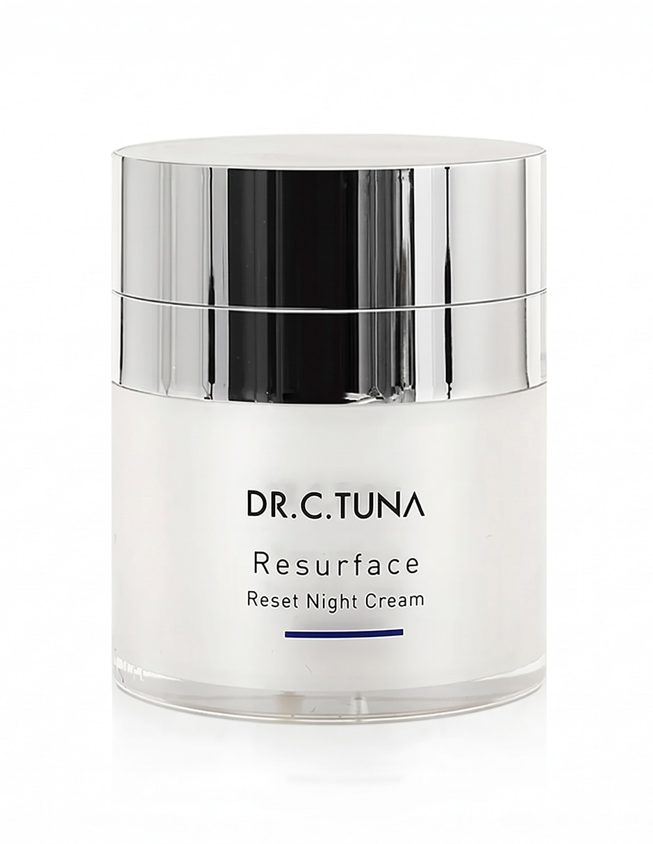 Crema facial recomendada para prevenir signos de la edad día y noche para piel normal 7